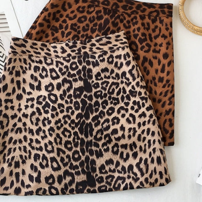 AOKOMELON  Leopard Mini Skirt