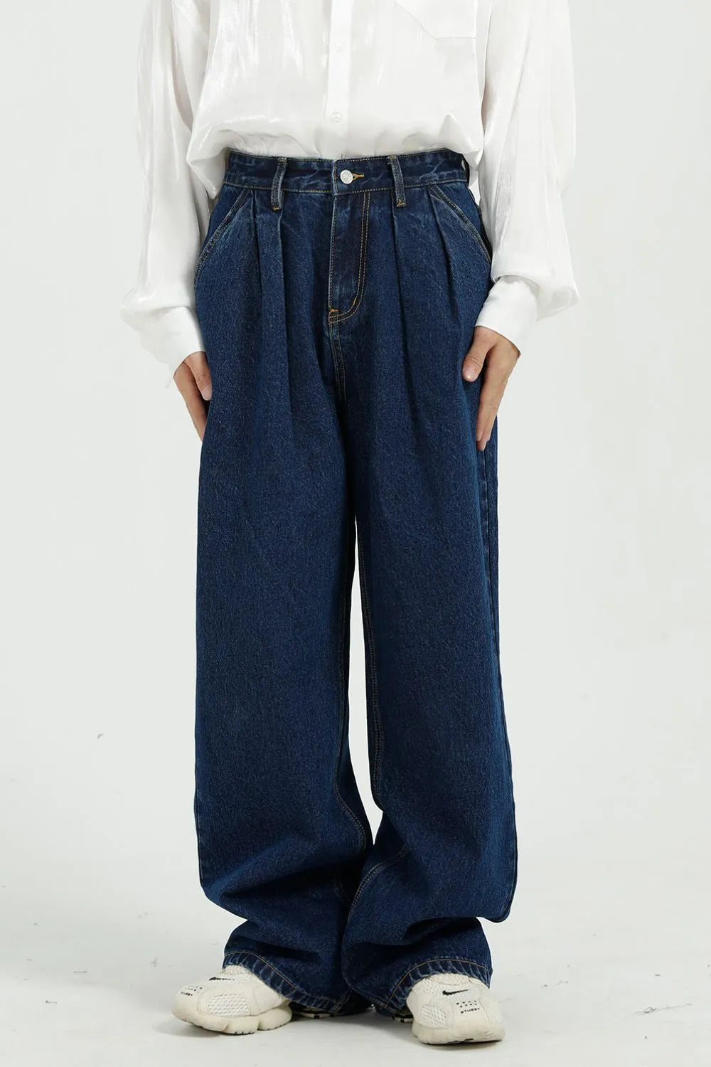 AOKOMELON Wide Legged Jeans