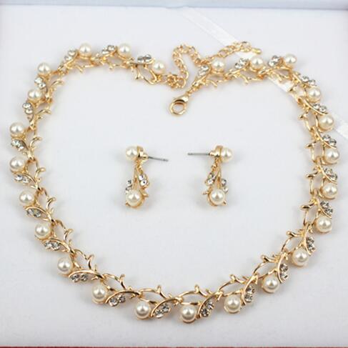 AOKOMELON Pearl Necklace Earring Jewelry Set