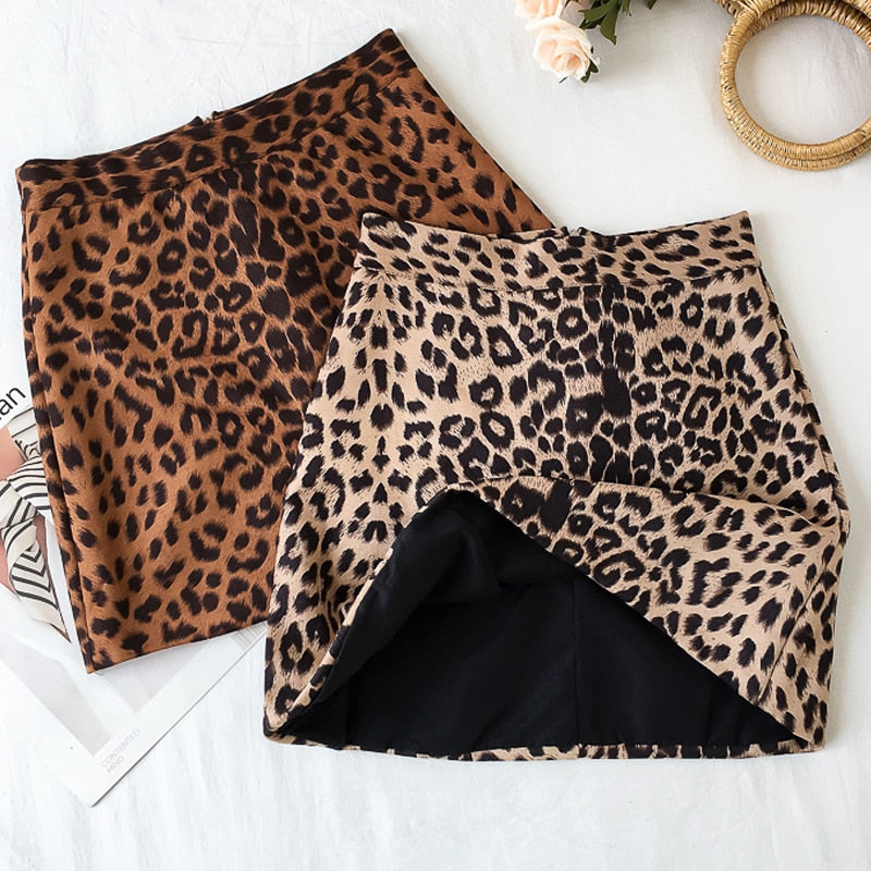 AOKOMELON  Leopard Mini Skirt